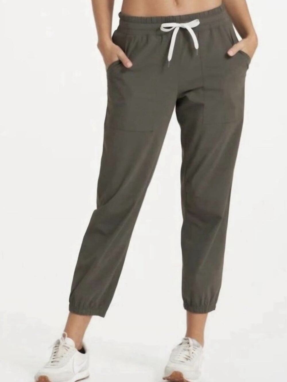 Vuori Women's Weekend Jogger Dark Oregano Olive Green Size Small VW422